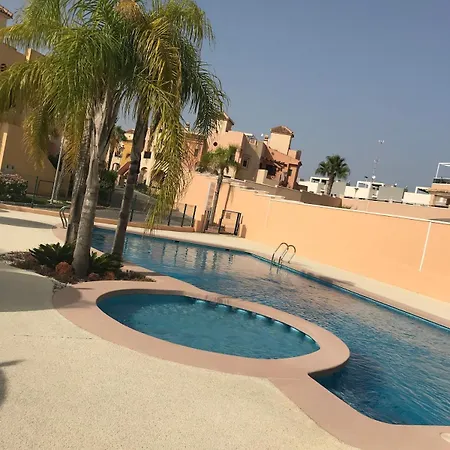 아파트 With Roof Terrace In Punta Prima!